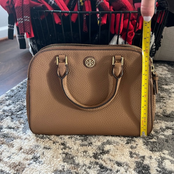 Tory Burch Pebbled satchel - Picture 14 of 16